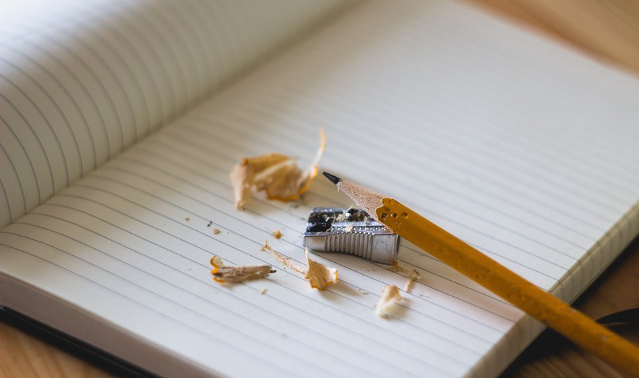pencil-918449_1920.jpg