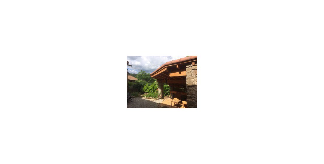 Photo Les pentes du château de Retourtour