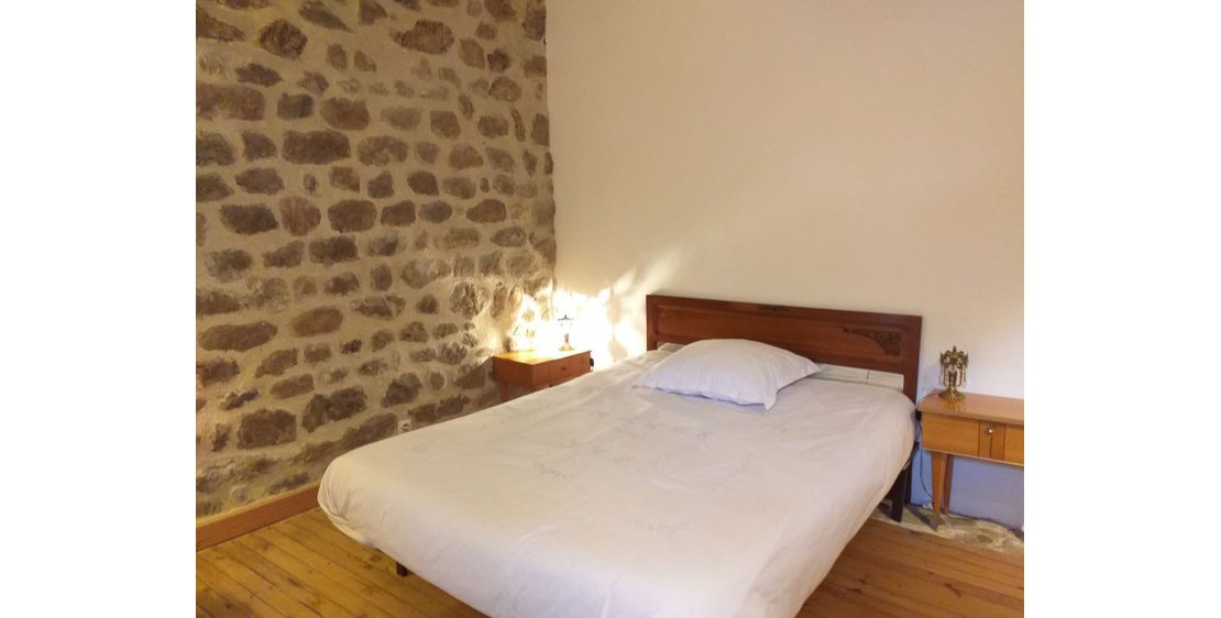 Photo Les pentes du château de Retourtour