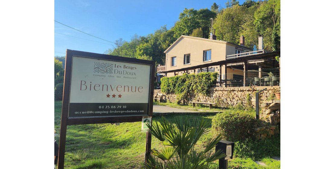 Foto Camping Les Berges du Doux