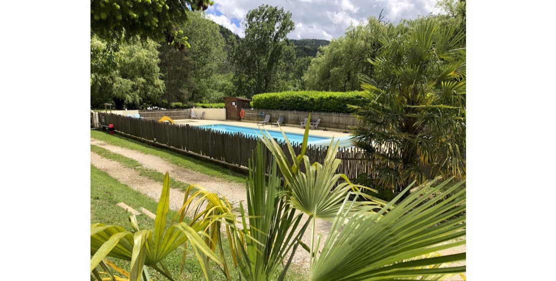 Foto Camping Les Berges du Doux