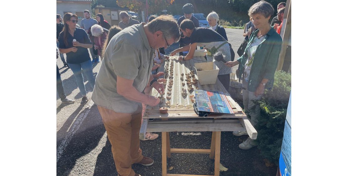 Foto L'Automnal Gourmand - "Dégustation d'huitres, caillettes, châtaignes et vins locaux"