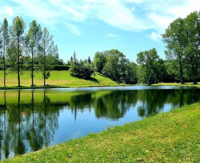 Terres vallonnées, chargées d'Histoire