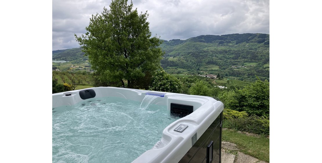 Foto La côte des Buis "L'acacia"